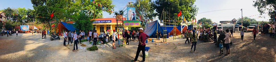 chuẩn bị lửa trại