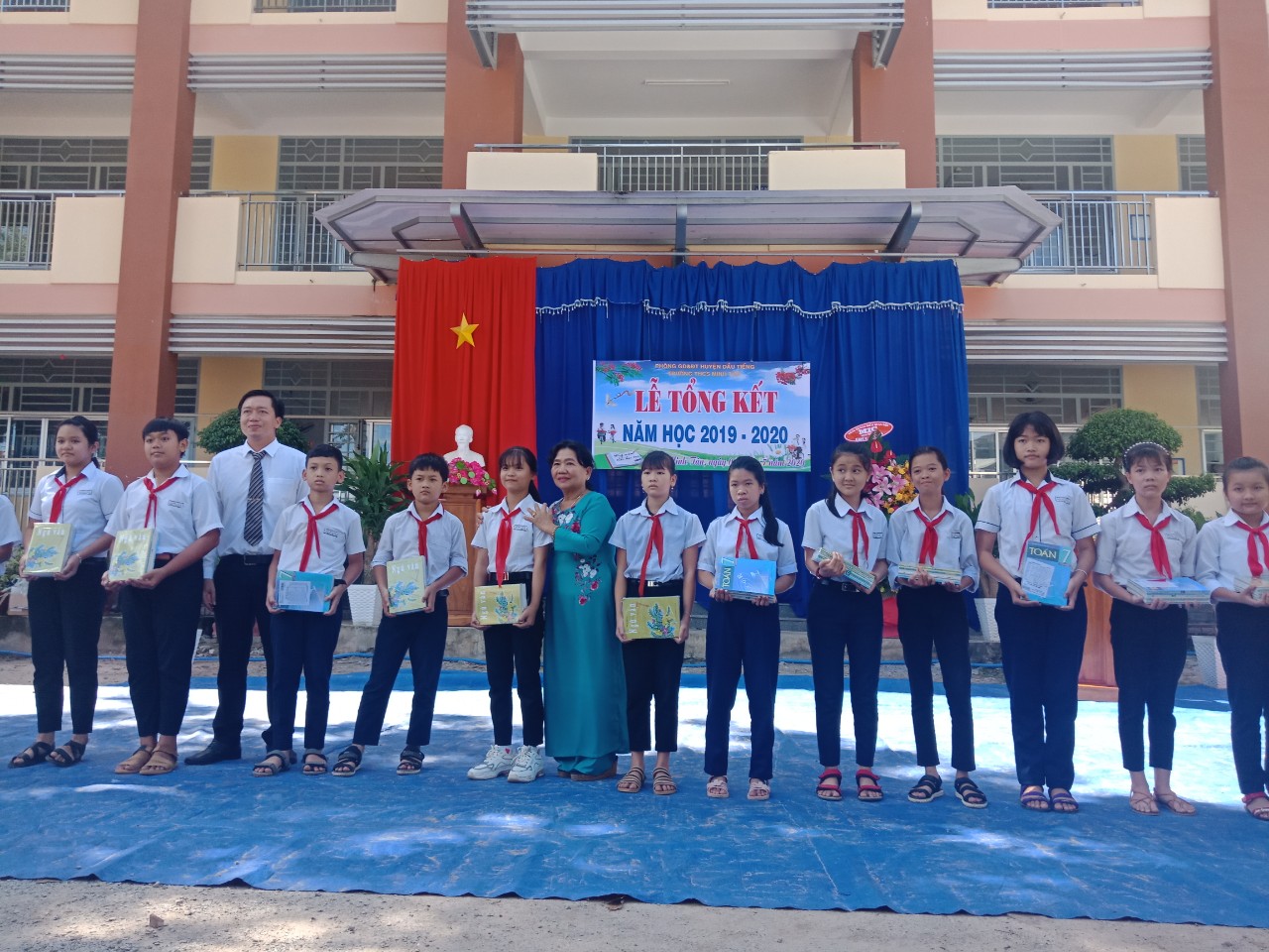 Tổng kết năm học 2119 - 2020