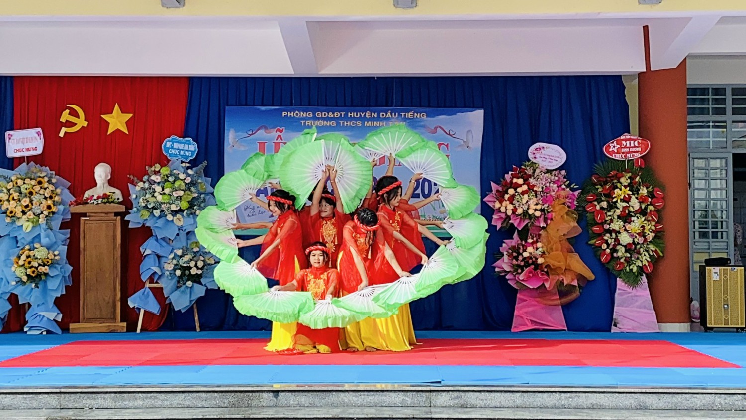 văn nghệ
