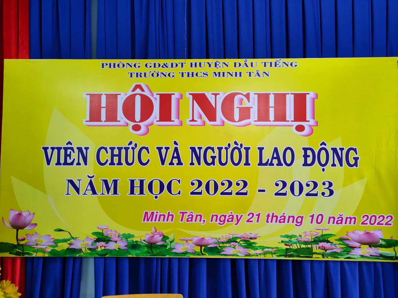 Hội nghị viên chức và người lao động năm  học 2022 - 2023