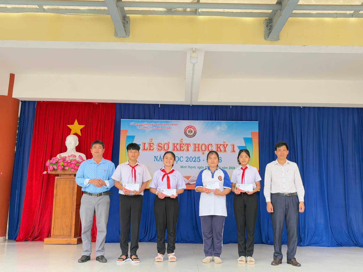 Sơ kết học kì 1 - Năm học 2025 - 2026